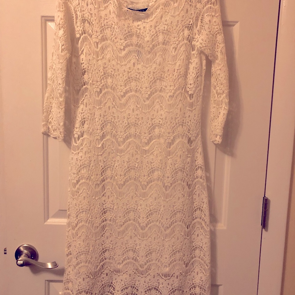 Beautiful Ralph Lauren lace dress